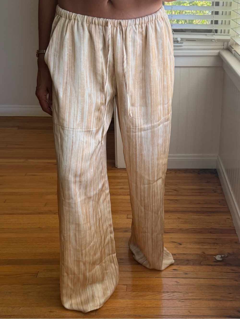 PrettyLittleThing Cream and Tan Wide-Leg Drawstring Pants